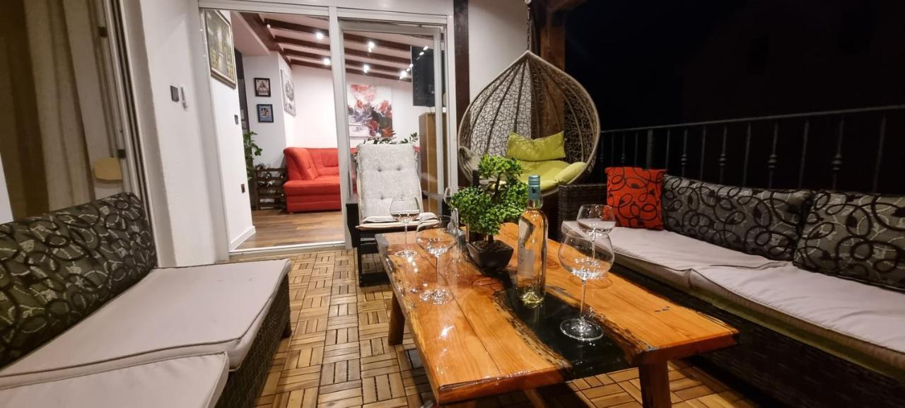 Luxurious Three Bedrooms Apartment With Two Terraces Kaštela Exterior foto