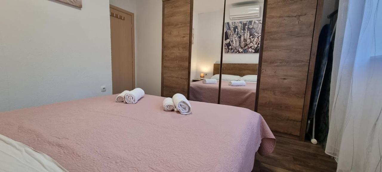 Luxurious Three Bedrooms Apartment With Two Terraces Kaštela Exterior foto